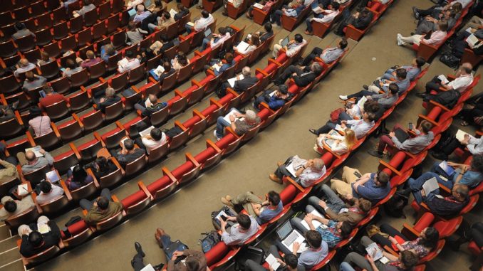 konferencje