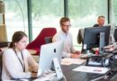 Blended learning w firmie – jak połączyć naukę online z warsztatami na sali?